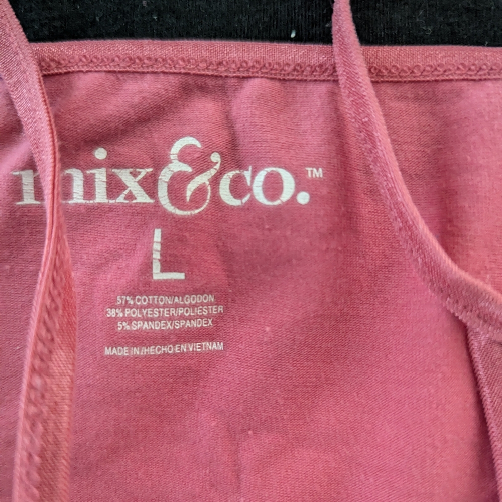 Bundle Of Camisole/Tank Tops (4) - Picture 2 of 11